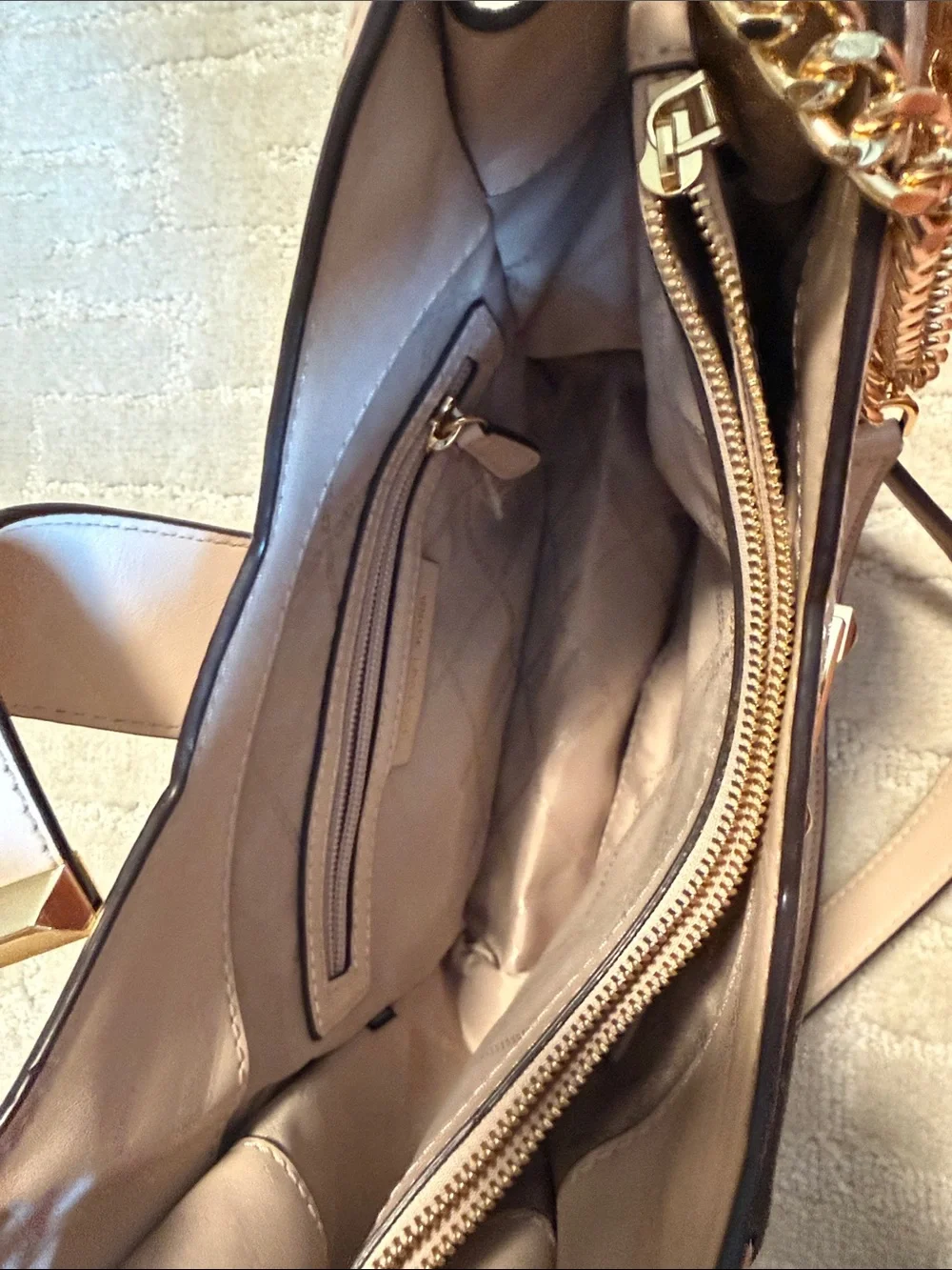 Michael Kors Cream Leather Shoulder Bag with Gold Chain Trim